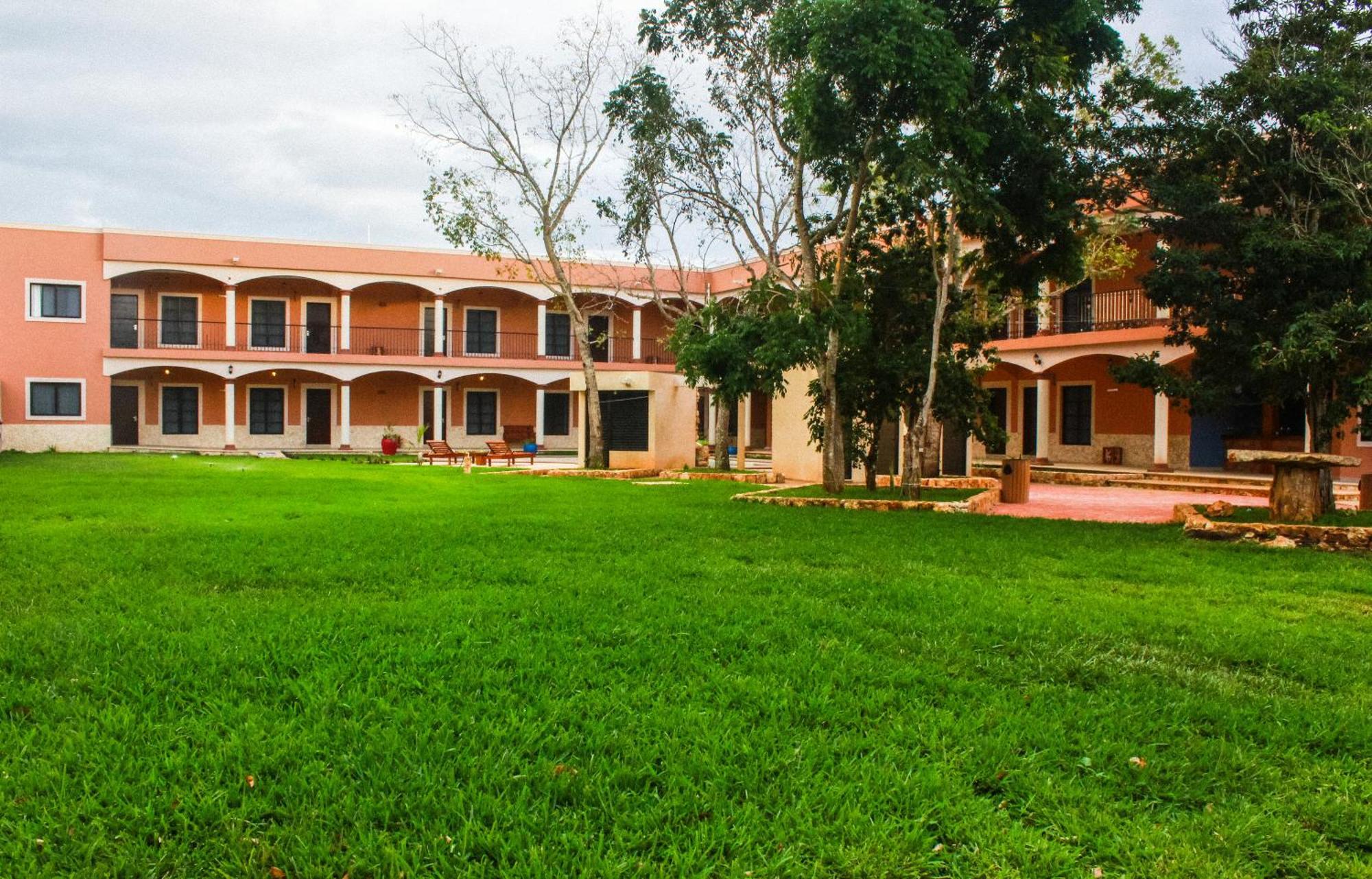 Hotel Los Frailes, Valladolid, Yucatan Valladolid  Exterior photo